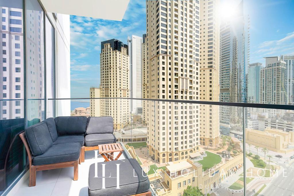 Lux Contemporary Suite With Full Marina View 6 Dubai Exterior photo