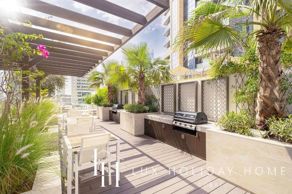 Lux Contemporary Suite With Full Marina View 6 Dubai Exterior photo